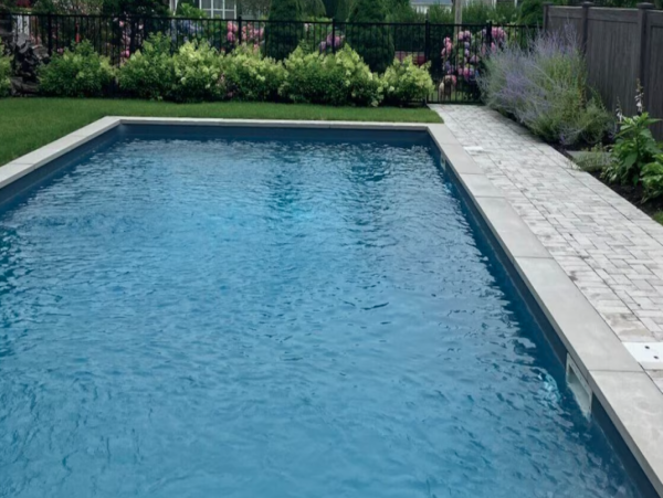 Hampton Bay Luxurious Retreat - Your Perfect Getaway